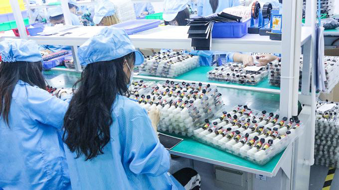 Shenzhen MIWU Industrial company with limited liability প্রস্তুতকারকের উত্পাদন লাইন