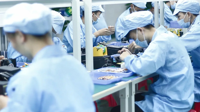 Shenzhen MIWU Industrial company with limited liability প্রস্তুতকারকের উত্পাদন লাইন